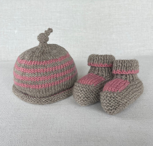 Top Knot hat & Booties - Baby